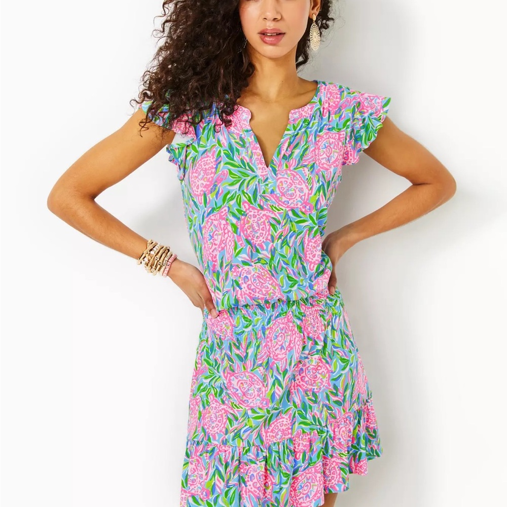 Lilly Pulitzer Ravi Romper. Size Medium. Frenchie Blue Turtley in Love. EUC